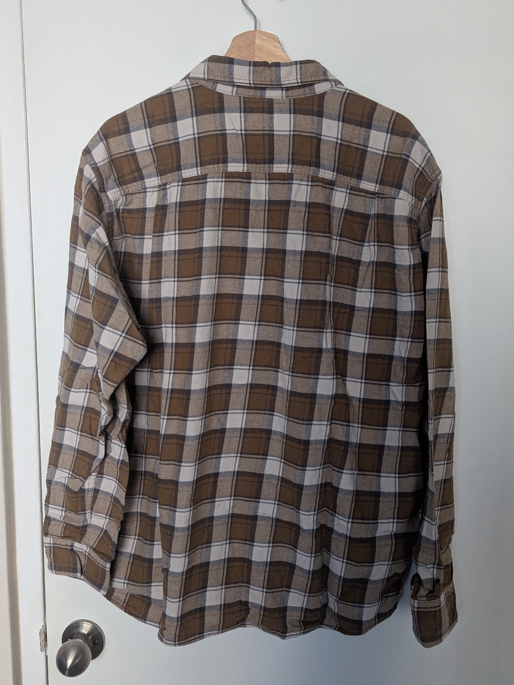 Uniqlo Brown Plaid Button Up - Picture 5 of 5